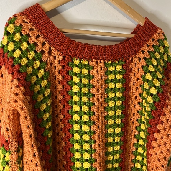 Handmade Crocheted Vintage 1970s Hippie Boho Afghan Blanket Tunic Sweater - Picture 2 of 6